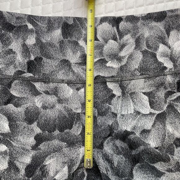 Athleta Floral $109 Elation Textured Stretch Tight Leggings Pants 7/8 Size M - Picture 9 of 11